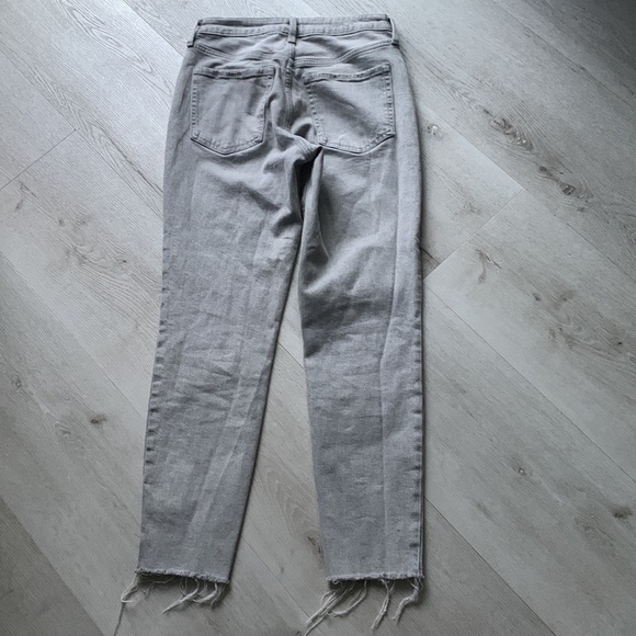 Old Navy Curvy High-Waisted Button-Fly O.G.‎ Straight Cut-Off Jeans Size 2 gray - Picture 14 of 14